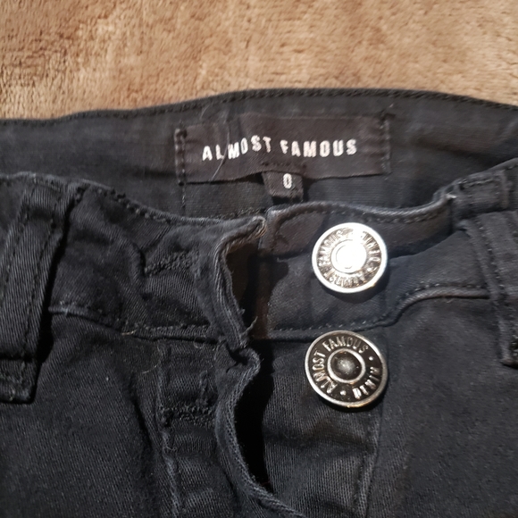 Almost famous •juniors jean skirt • size 0 - Picture 3 of 3